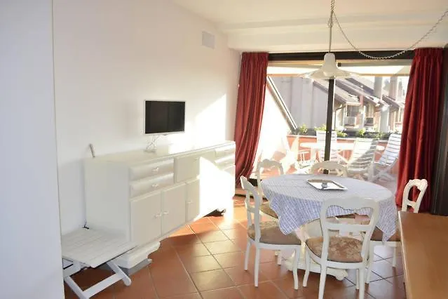 Residence Villa Viola Fronte Lago Sirmione Apartamento